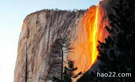 世界上最美的瀑布 火瀑布犹如火山爆发岩浆飞溅 